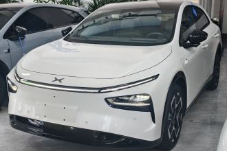 小鹏G7 2025款 702 超长续航 Ultra