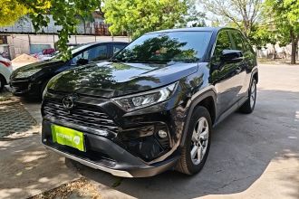丰田 RAV4荣放 2020款 2.0L CVT两驱风尚版