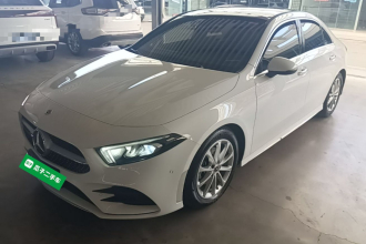 奔驰A级 2021款 A 200 L 运动轿车动感型