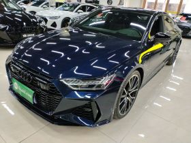 奥迪A7 2023款 55 TFSI quattro 尊享型