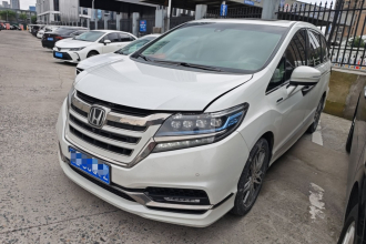 本田 艾力绅 2019款 2.0L 混动至尊版