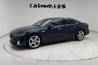 奥迪A7L 2022款 45 TFSI S-line 筑梦未来版
