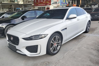 捷豹XEL 2020款 2.0T 200PS R-DYNAMIC S进取运动版