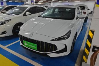 名爵 MG5 2025款 180DVVT 全球豪华版