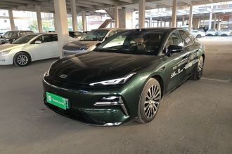 吉利银河 银河星耀8 2025款 130km EM-P 星舰版