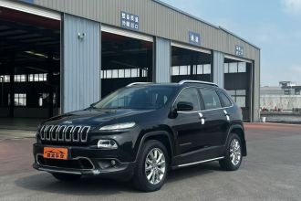 Jeep 自由光 2017款 2.4L 优越版