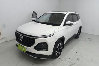 宝骏530 2021款 全球车周年纪念版 1.5T CVT尊贵互联型 6座