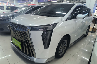 广汽传祺 传祺M8 2023款 宗师系列 双擎 御尊版