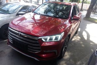 比亚迪 宋Pro新能源 2019款 DM 1.5T 四驱性能版豪华型
