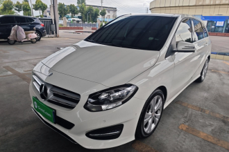 奔驰B级 2015款 B 200 动感型