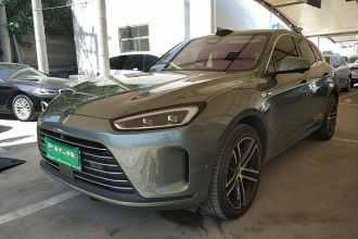 鸿蒙智行 问界M5 2023款 增程四驱标准版