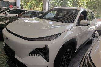 吉利银河 银河L7 2024款 1.5T 115km MAX  龙腾版