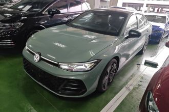 大众 帕萨特 2025款 Pro 380TSI 星空龙尊版