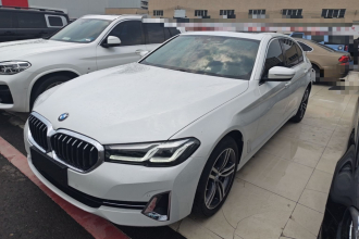 宝马5系 2022款 改款 530Li xDrive 豪华套装