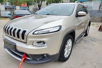 Jeep 自由光 2017款 2.0L 优越版