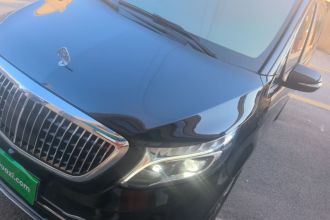 奔驰V级 2020款 V 260 领航版