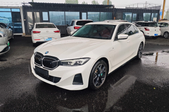 宝马i3 2024款 eDrive 35 L
