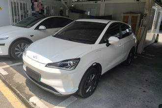 哪吒汽车 哪吒V 2022款 潮 400 Lite
