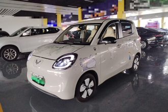 五菱汽车 宏光MINIEV 2025款 第四代 四门版 进阶款