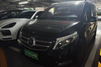 奔驰V级 2018款 V 260 尊贵版 国V