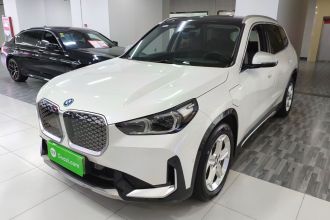宝马iX1 2023款 eDrive25L X设计套装