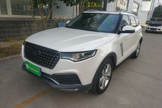 众泰T700 2017款 1.8T 双离合旗舰型