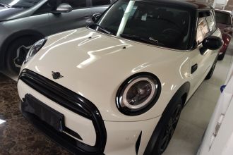 MINI 2023款 1.5T COOPER 艺术家