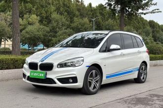 宝马2系多功能旅行车 2015款 218i 运动设计套装