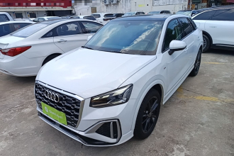 奥迪Q2L 2022款 35 TFSI 进取动感型
