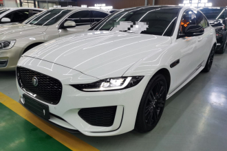 捷豹XEL 2024款 2.0T 250PS R-DYNAMIC S耀黑运动版