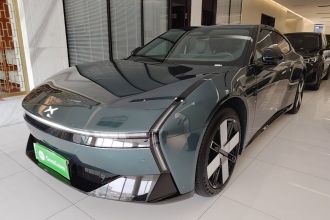 小鹏P7 2025款 750 四驱高性能 Ultra