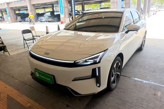 吉利银河 银河L6 2025款 EM-i 140km 探索+版
