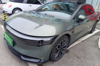 极氪007 2025款 四驱智驾版 75kWh