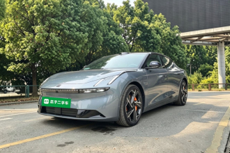 领克Z10 2024款 95kWh 702km四驱智驾Ultra