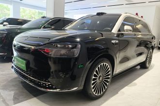 鸿蒙智行 问界M9 2025款 增程 Ultra版 52kWh 6座版 (192线激光雷达）