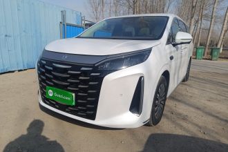 比亚迪 夏 2025款 DM-i 1.5T 180km 超越型