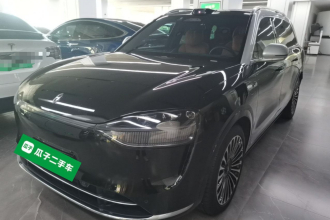 鸿蒙智行 问界M9 2024款 增程 Ultra版 52kWh 6座版