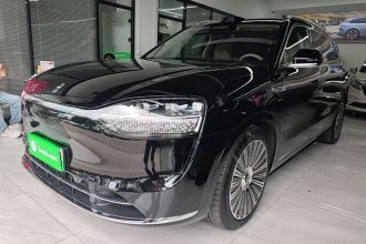 鸿蒙智行 问界M9 2025款 增程 Ultra版 52kWh 6座版 (192线激光雷达）