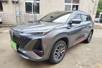 长安CS75 PLUS 2022款 第二代 1.5T 自动尊贵型