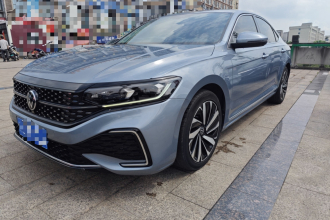 大众 帕萨特 2022款 330TSI 星空精英版