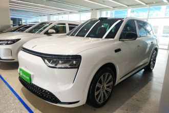 鸿蒙智行 问界M8 2025款 增程 Max+版 53.4kWh 5座版 (192线激光雷达）