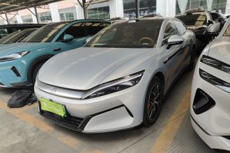 比亚迪 汉L 2025款 EV 四驱激光雷达旗舰型