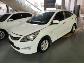 现代 瑞纳 2016款 1.4L 自动智能型GLS