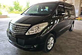 东风风行 菱智PLUS 2022款 旅行版 2.0L 手动豪华型 9座