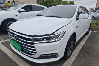 比亚迪 秦 2019款 1.5L 自动尊贵型