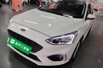 福特 福克斯 2020款 三厢 EcoBoost 180 自动锋潮型