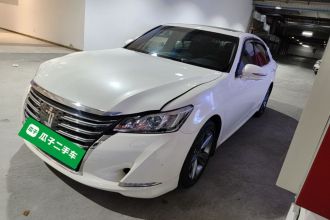 丰田 皇冠 2015款 2.0T 时尚版