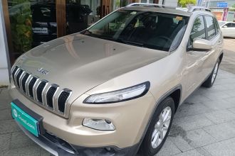 Jeep 自由光 2017款 2.0L 优越版
