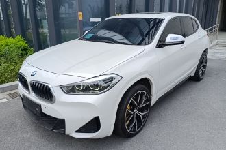 宝马X2 2021款 改款 sDrive25i M运动套装