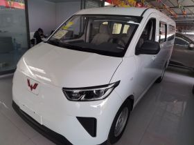 五菱汽车 五菱扬光 2025款 400km 客车版舒适型